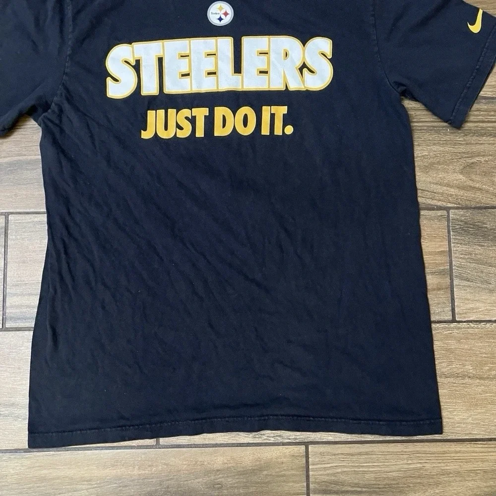 Nike Pittsburgh Steelers Just Do It Men’s Large NFL Graphic T Shirt Black